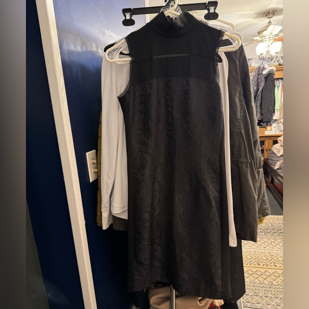 Chic Black Midi Dress Vera Wang